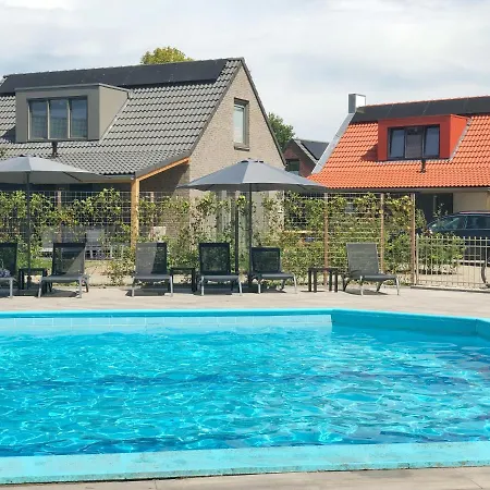 555 Op Recreatiepark De Wielen * 荷属圣马丁
