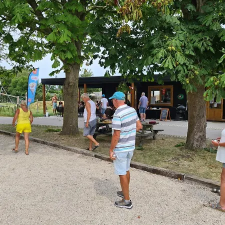 555 Op Recreatiepark De Wielen