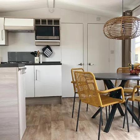 555 Op Recreatiepark De Wielen